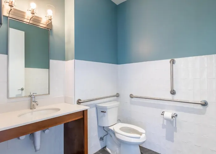 Holiday home Spacious, 5 Bedroom On The With Rooftop Pool Next To The Hangout! Gulf Shores